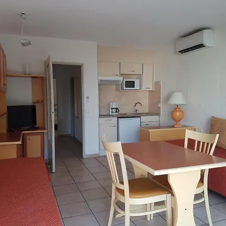 2p Avec Balcon, Clim, A 50m De La Et Centre-ville, Wifi Et Parking Disponibles - Fr-1-466a-3 Daire *